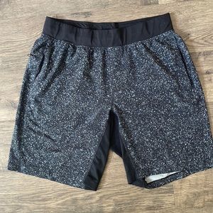 Lululemon T.H.E. Short Linerless 9"